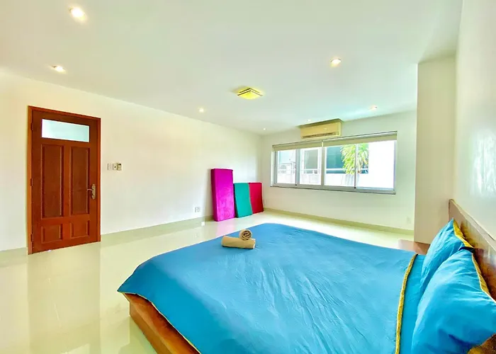Gem Villa 215 - 6 Phong Ngu Lon, 8 Giuong, Ho Boi Lon, Trung Tam Thanh Pho